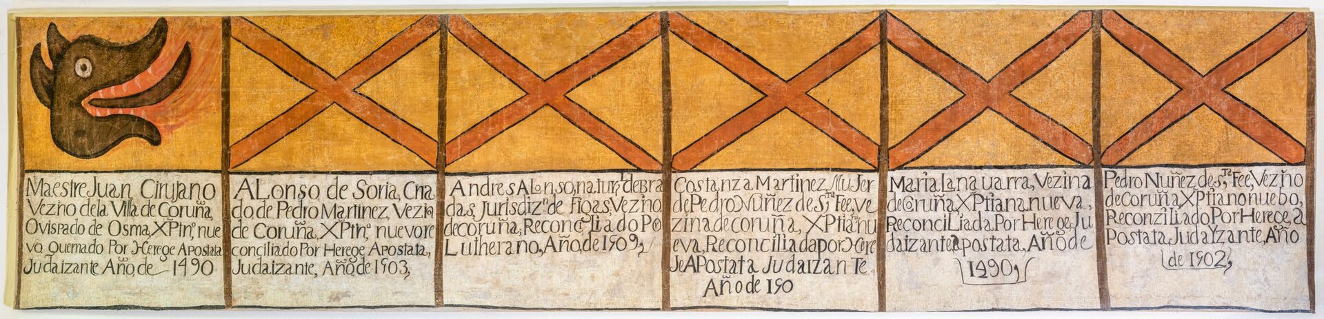 Hilera de lienzos amarillentos con aspas rojas y textos manuscritos, uno de ellos con una cabeza de dragón